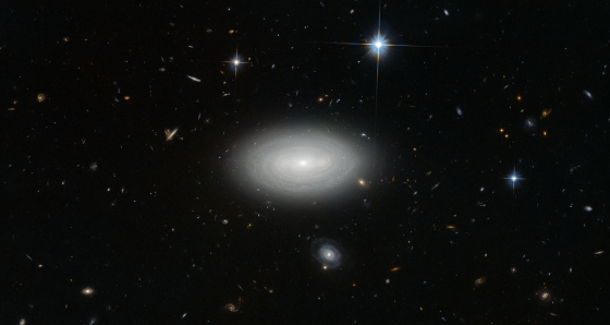 MCG+01–02–015 旋渦星系