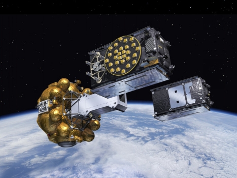 畫家筆下兩顆伽利略導航衛星分離圖片