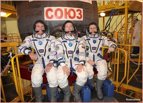 聯盟號MS-02太空船的三名太空人