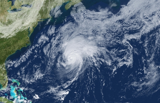 小衛星工作群體幫助監察颶風和颱風起源和軌跡