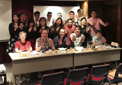 香港天文學會新一屆選出的委員合照